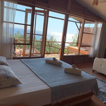 Nocleg ze śniadaniem Honey Hill Forest Cabins By The Sea Faralya